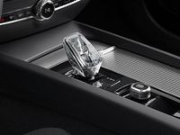 Neu Volvo V60 Plus 197 PS (144 kW) 2025 Vapour grey / metallic Kombi