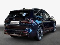 Gebraucht BMW iX3 Impressive 210 kW (286 PS) 2022 M carbonschwarz metallic SUV