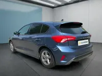 Gebraucht Ford Focus ST-Line 155 PS (114 kW) 2020 Blau Limousine