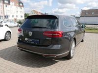 gebraucht VW Passat Variant 2.0 TDI 4Motion R-Line DSG NAVI LED PANO AID ACC