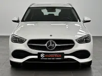 Gebraucht Mercedes 220 Avantgarde 200 PS (147 kW) 2022 Weiß Limousine
