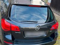 Gebraucht Opel Astra 110 PS (80 kW) 2012 Schwarz Kombi