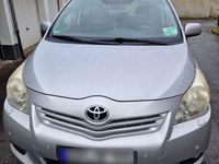 Gebraucht Toyota Verso 147 PS (108 kW) 2009 Grau Van / Kleinbus