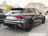 Neu Audi RS3 Sport 400 PS (294 kW) 2026 Grau Limousine