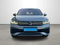 Gebraucht VW Tiguan Allspace R-line 245 PS (180 kW) 2023 Pyrit silber metallic SUV
