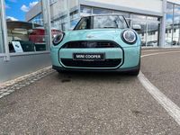 Używany Mini Cooper S Classic 204 KM (150 kW) 2025 Zielony Hatchback