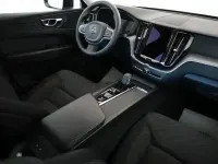 Gebraucht Volvo XC60 Core 197 PS (144 kW) 2022 Onyx black / metallic (metallic) SUV