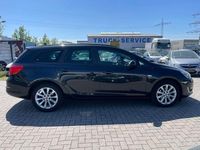 Usata Opel Astra Active 165 CV (121 kW) 2013 Nero Berlina
