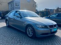 Gebraucht BMW 325 218 PS (160 kW) 2006 Limousine
