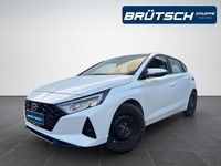 Gebraucht Hyundai i20 101 PS (74 kW) 2023 Weiss Kleinwagen