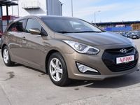 gebraucht Hyundai i40 cw 1.6 FIFA World Cup Edition Tempomat Bluetooth Einparkhilfe hinten