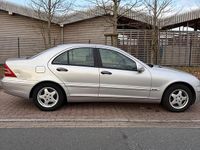 Gebraucht Mercedes C200 116 PS (85 kW) 2003 Silber Limousine