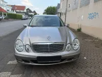 Gebraucht Mercedes E200 163 PS (119 kW) 2005 Silber Limousine