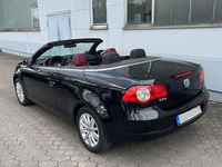 Gebraucht VW Eos 116 PS (85 kW) 2006 Schwarz Cabrio