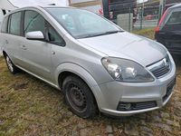 Gebraucht Opel Zafira 105 PS (77 kW) 2005 Silber Van / Kleinbus