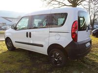 Gebraucht Opel Combo 95 PS (69 kW) 2015 Weiß Van / Kleinbus