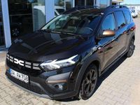Gebraucht Dacia Jogger Extreme 110 PS (80 kW) 2024 Perlmuttschwarz Van / Kleinbus