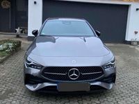 Gebraucht Mercedes CLA200 163 PS (119 kW) 2023 Grau Kombi