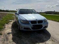 Gebraucht BMW 318 143 PS (105 kW) 2009 Silber Limousine
