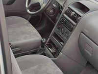 Gebraucht Opel Astra 101 PS (74 kW) 1998 Silber Limousine