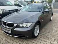 Gebraucht BMW 318 143 PS (105 kW) 2007 Grau Kombi