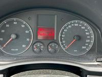 Gebraucht VW Golf V 105 PS (77 kW) 2006 Silber Kleinwagen