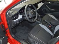 Gebraucht Skoda Scala Selection 116 PS (85 kW) 2024 Velvet rot metallic Kleinwagen