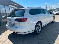 Gebraucht VW Passat 150 PS (110 kW) 2018 Weiß Limousine