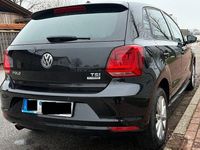 Gebraucht VW Polo LOUNGE 90 PS (66 kW) 2016 Schwarz Limousine