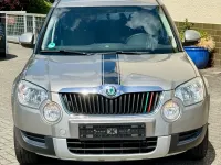 Używany Skoda Yeti 105 KM (77 kW) 2012 Szary SUV