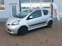 Gebraucht Toyota Aygo 68 PS (50 kW) 2006 Silber Kleinwagen