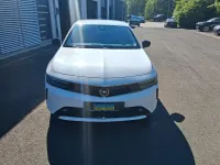 Gebraucht Opel Astra Edition 131 PS (96 kW) 2023 Jade weiss/arktis weiss Kleinwagen