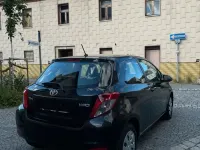 Gebraucht Toyota Yaris 90 PS (66 kW) 2012 Schwarz Kleinwagen