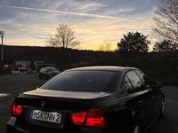 Gebraucht BMW 316 M Sport 116 PS (85 kW) 2011 Schwarz Limousine