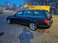 Gebraucht Mercedes C180 Elegance 156 PS (114 kW) 2012 Schwarz Kombi