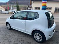 Second-hand VW up! 68 CP (50 kW) 2020 Alb Hatchback