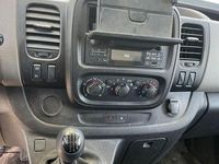 Gebraucht Renault Trafic 121 PS (88 kW) 2019 Weiß Van / Kleinbus