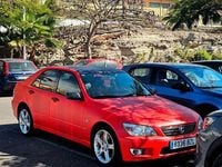Second-hand Lexus IS200 155 CP (114 kW) 2002 Roșu Berlinǎ
