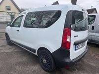 Gebraucht Dacia Dokker 75 PS (55 kW) 2018 Weiß Van / Kleinbus