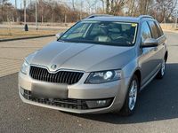 Gebraucht Skoda Octavia 150 PS (110 kW) 2014 Beige Kleinwagen