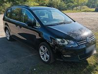 Second-hand VW Sharan 170 CP (125 kW) 2012 Negru Monovolum