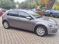 Gebraucht VW Golf VII Allstar 110 PS (80 kW) 2016 Grau Limousine
