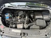 Gebraucht VW Touran Trendline 105 PS (77 kW) 2011 Blau Van / Kleinbus