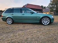 Gebraucht BMW 330 231 PS (169 kW) 2001 Grün Kombi
