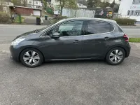 Gebraucht Peugeot 208 Allure 120 PS (88 kW) 2013 Kleinwagen