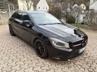 Gebraucht Mercedes CLA180 122 PS (89 kW) 2015 Schwarz Coupé