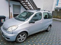 Gebraucht Toyota Yaris 84 PS (61 kW) 2004 Grau Kombi