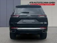Gebraucht Jeep Grand Cherokee Overland 381 PS (280 kW) 2023 Diamond black (schwarz) SUV