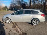 Gebraucht Opel Astra 105 PS (77 kW) 2012 Kombi