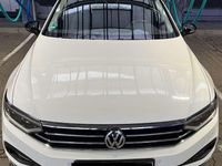 Gebraucht VW Passat Elegance 150 PS (110 kW) 2020 Weiß Kombi